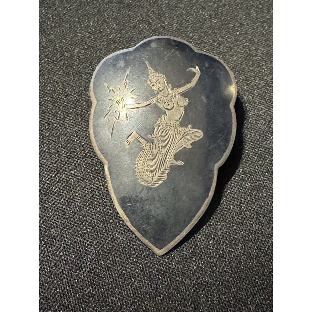 Vintage Siam Brooch - Picture 1 of 5